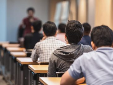 Scuole serali a Arzano